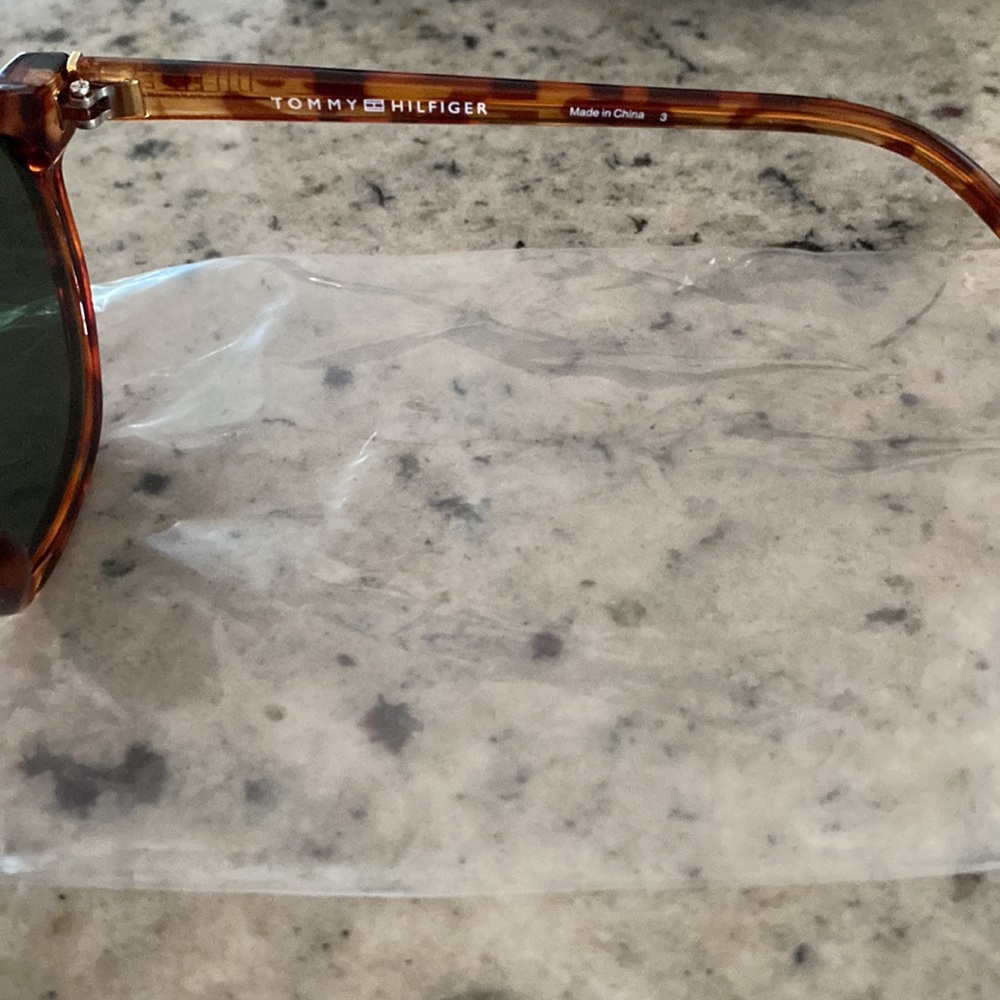 Tommy Hilfiger Polarized STALLION OL572 Sunglasses Brown- Authentic New - Picture 5 of 8